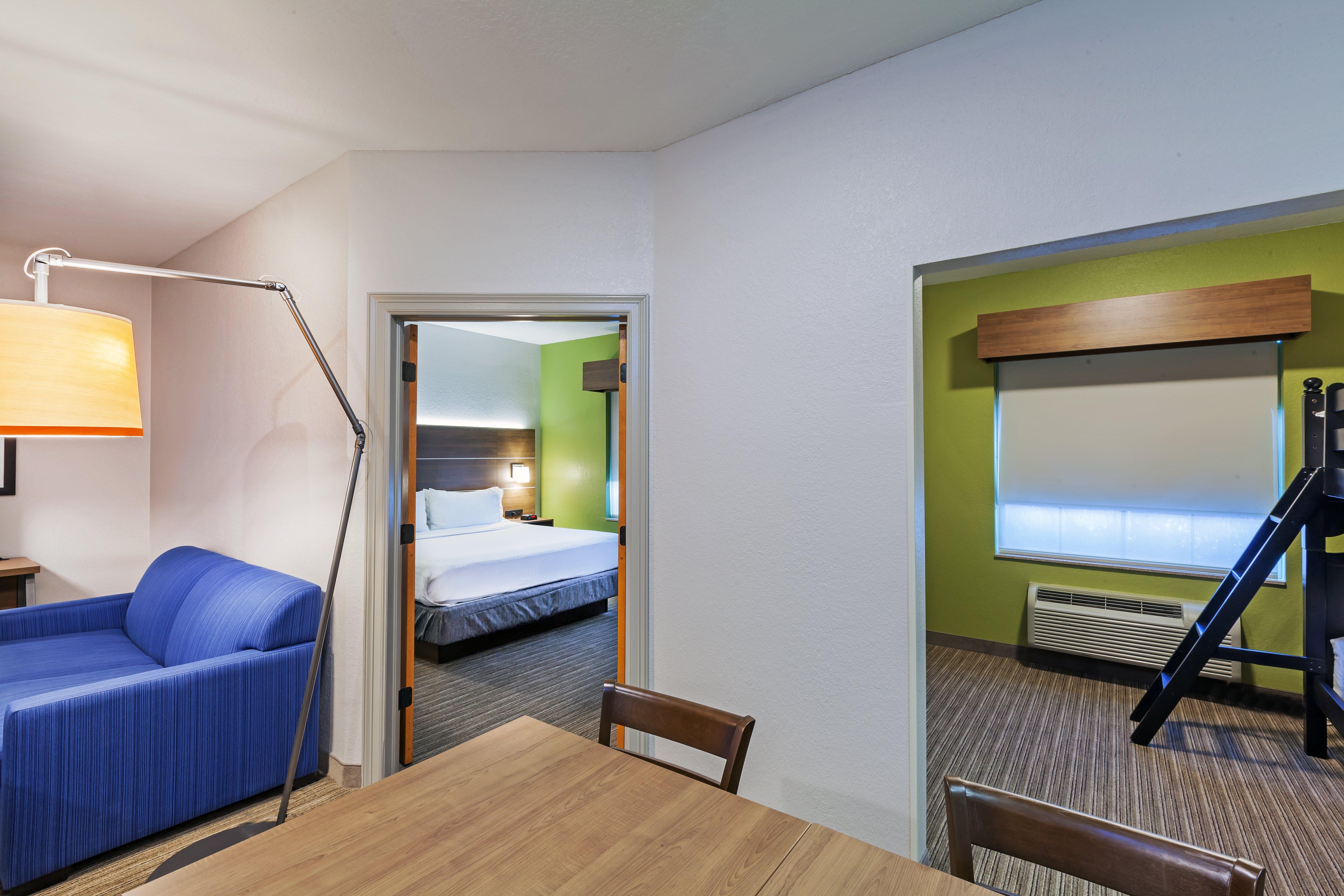 Holiday Inn Express & Suites Tulsa S Broken Arrow Hwy 51 By Ihg Exterior foto