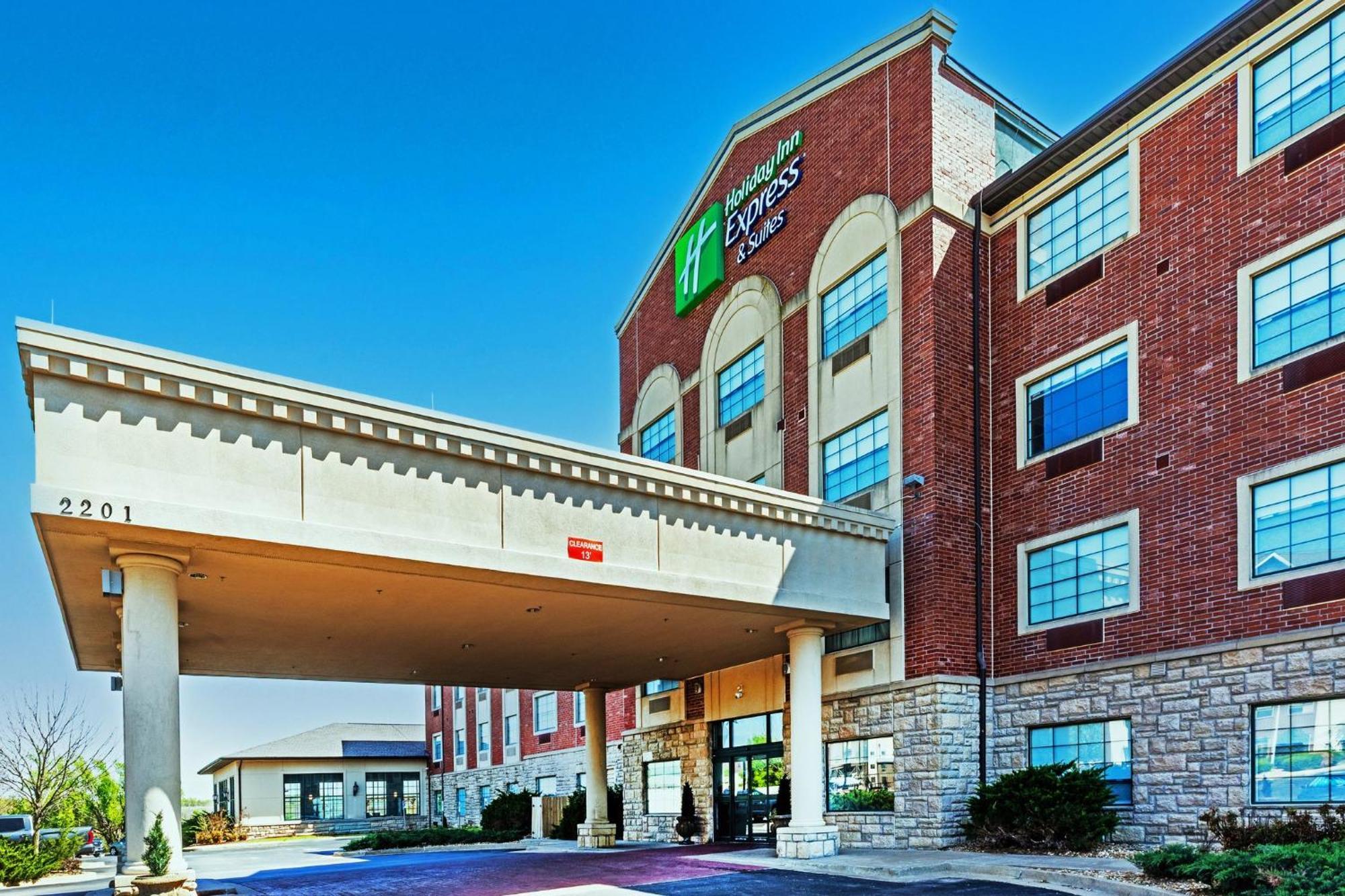 Holiday Inn Express & Suites Tulsa S Broken Arrow Hwy 51 By Ihg Exterior foto